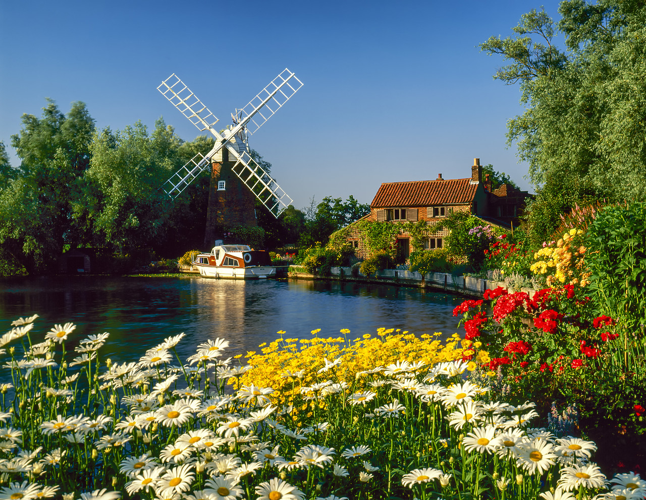 #955597-2 - Hunset Mill on the River Ant, Norfolk, England