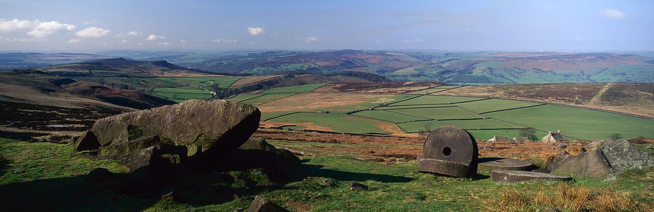 #955981-1 - View over Stanage Edge, Peak District National Park, Derbyshire, England