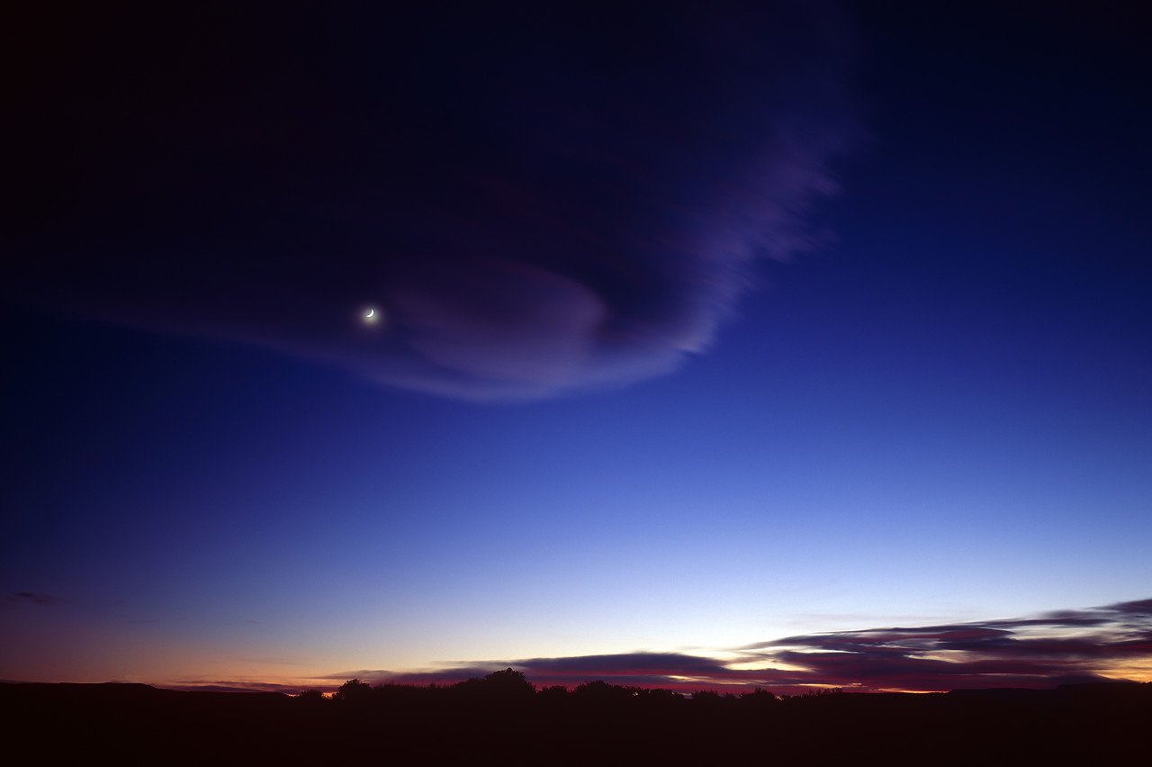 #970043 - Crescent Moon & Cloud, Page, Arizona, USA