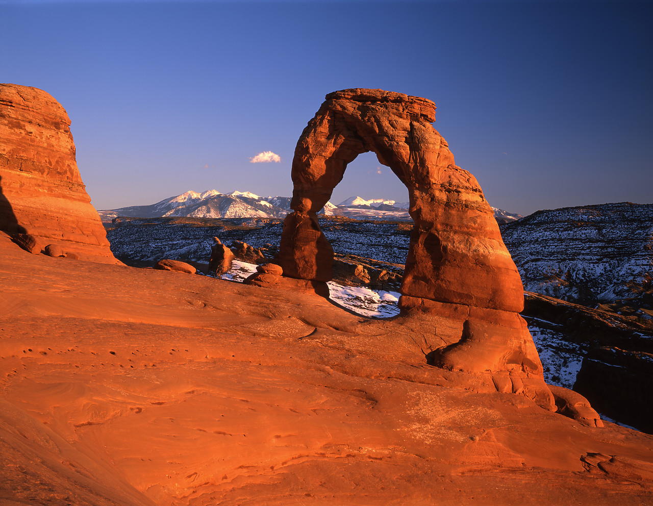 #970061-8 - Delicate Arch, Arches National Park, Utah, USA