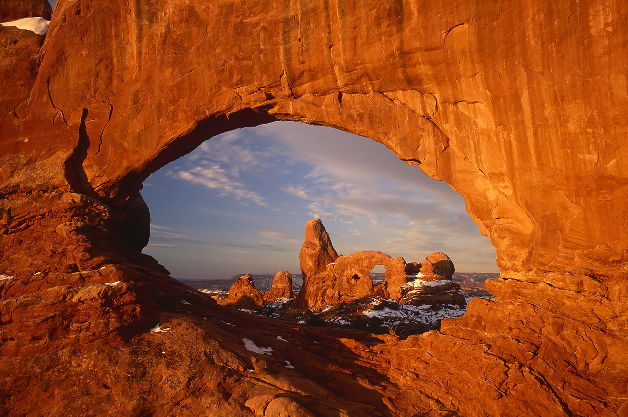 #970062-2 - Turret Arch & North Window, Arches National Park, Utah, USA