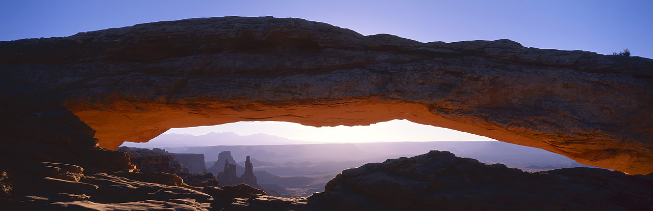 #970066-3 - Mesa Arch, Canyonlands National Park, Utah, USA