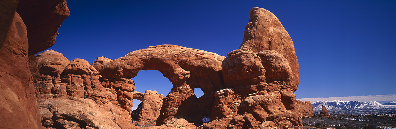 #970074-2 - Turret Arch, Arches National Park, Utah, USA