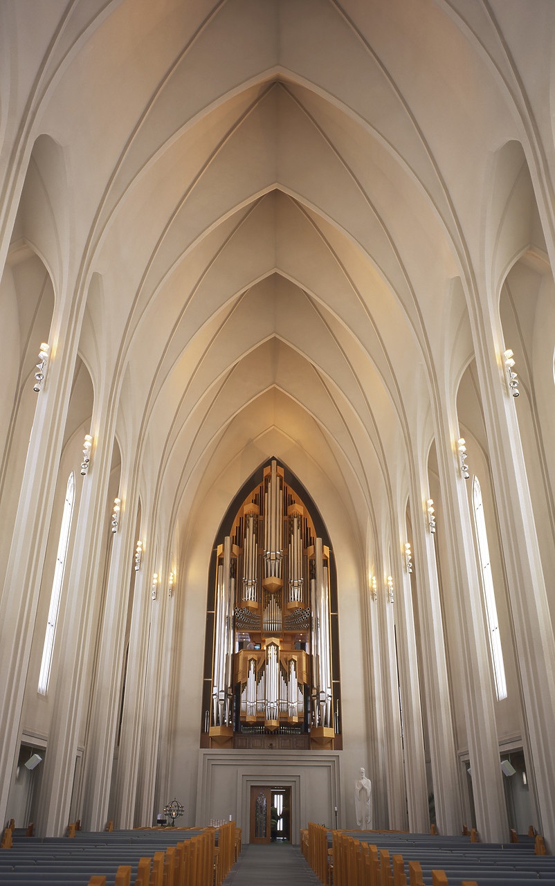 #970430-1 - Church of Hallgriiilmur Interior, Reykjavik, Iceland