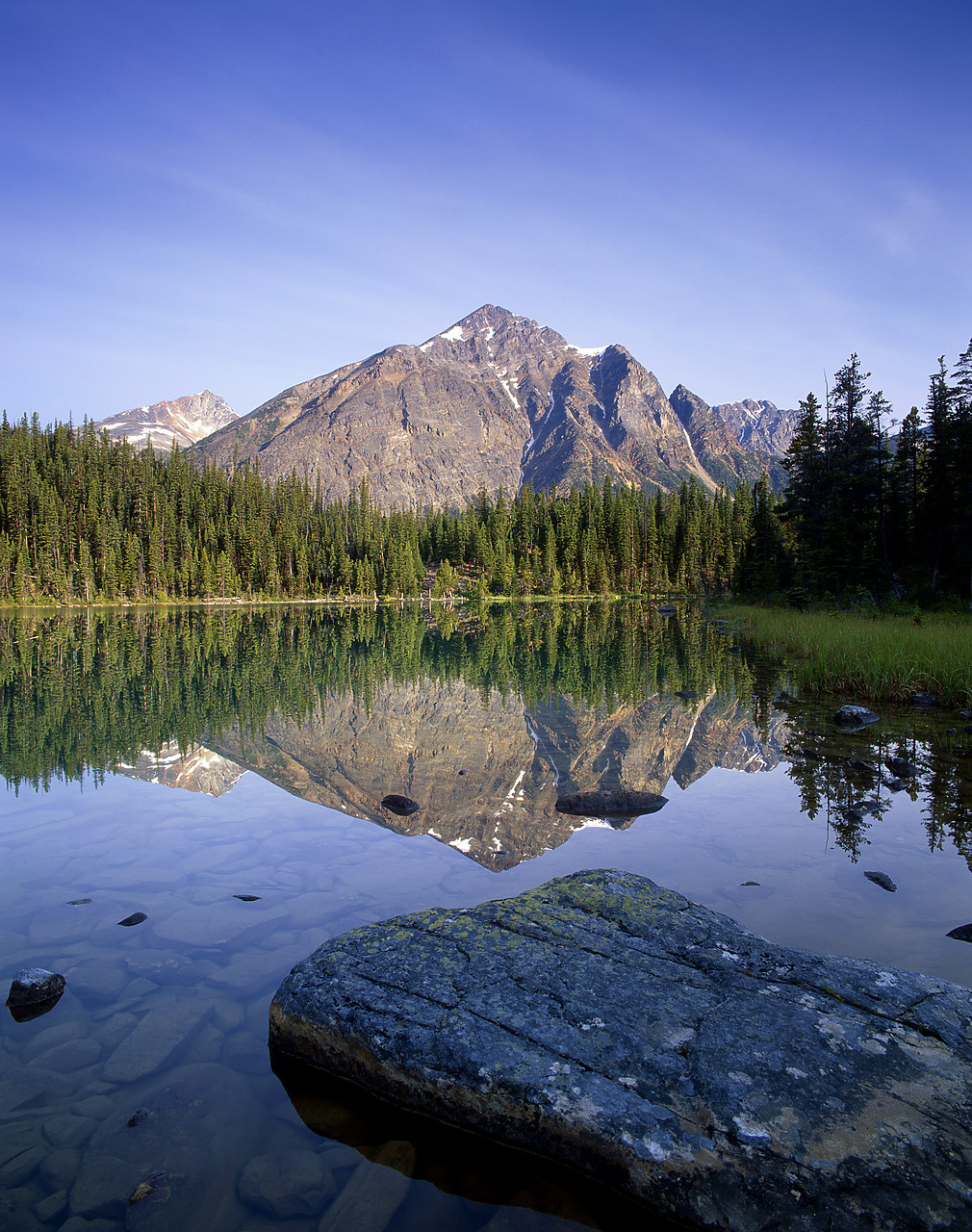 #980860-4 - Pyramid Mountain Reflecting in Patricia Lake, Jasper National Park, Alberta, Canada