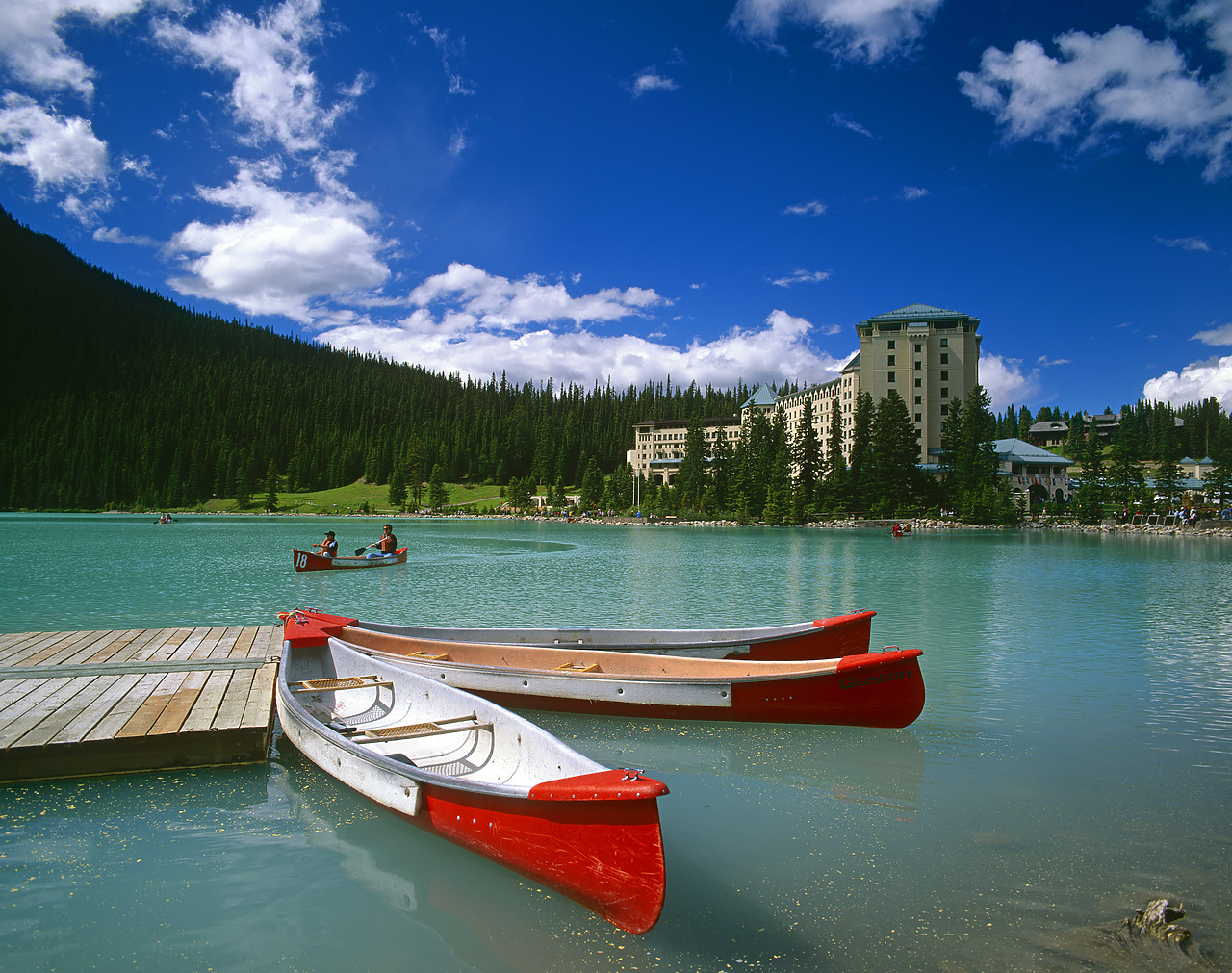 #980903-1 - Chateau Lake Louise, Banff National Park, Alberta, Canada