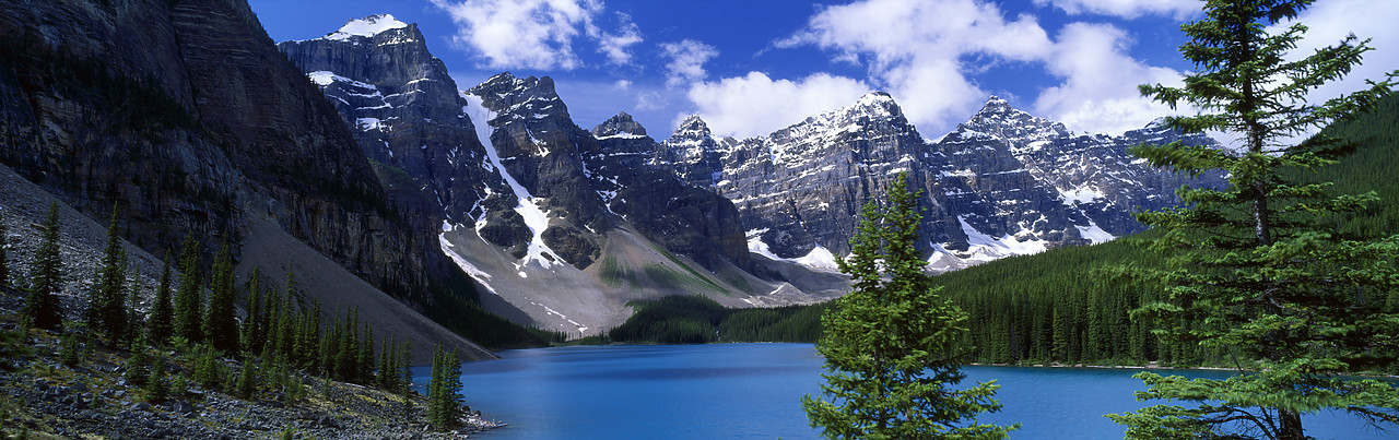 #980908-3 - Moraine Lake, Banff National Park, Alberta, Canada