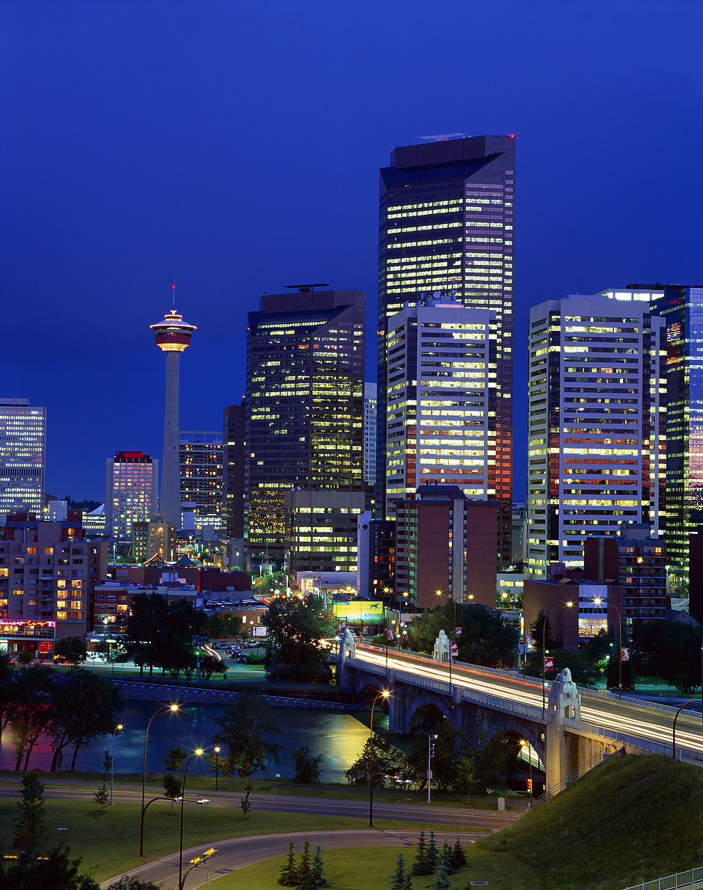 #980927-4 - Calgary Skyline, Alberta, Canada