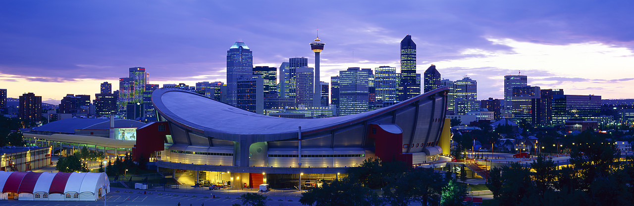 #980928-1 - Calgary Skyline at Night, Alberta, Canada