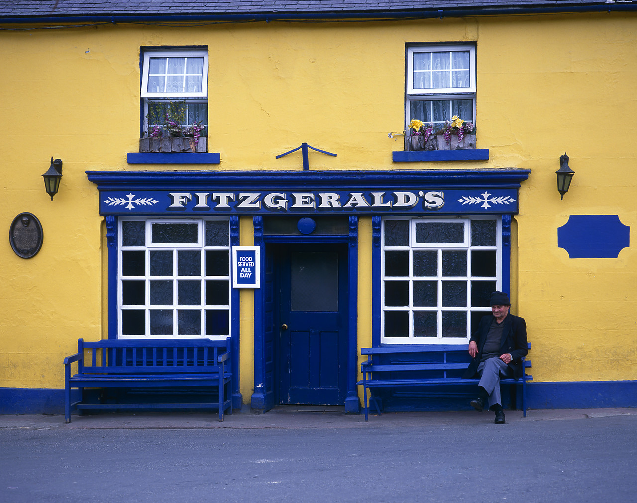 #990179-1 - Traditional Pub & Local Man, Avoca (as seen in Ballykissangle), Co. Wicklow, Ireland