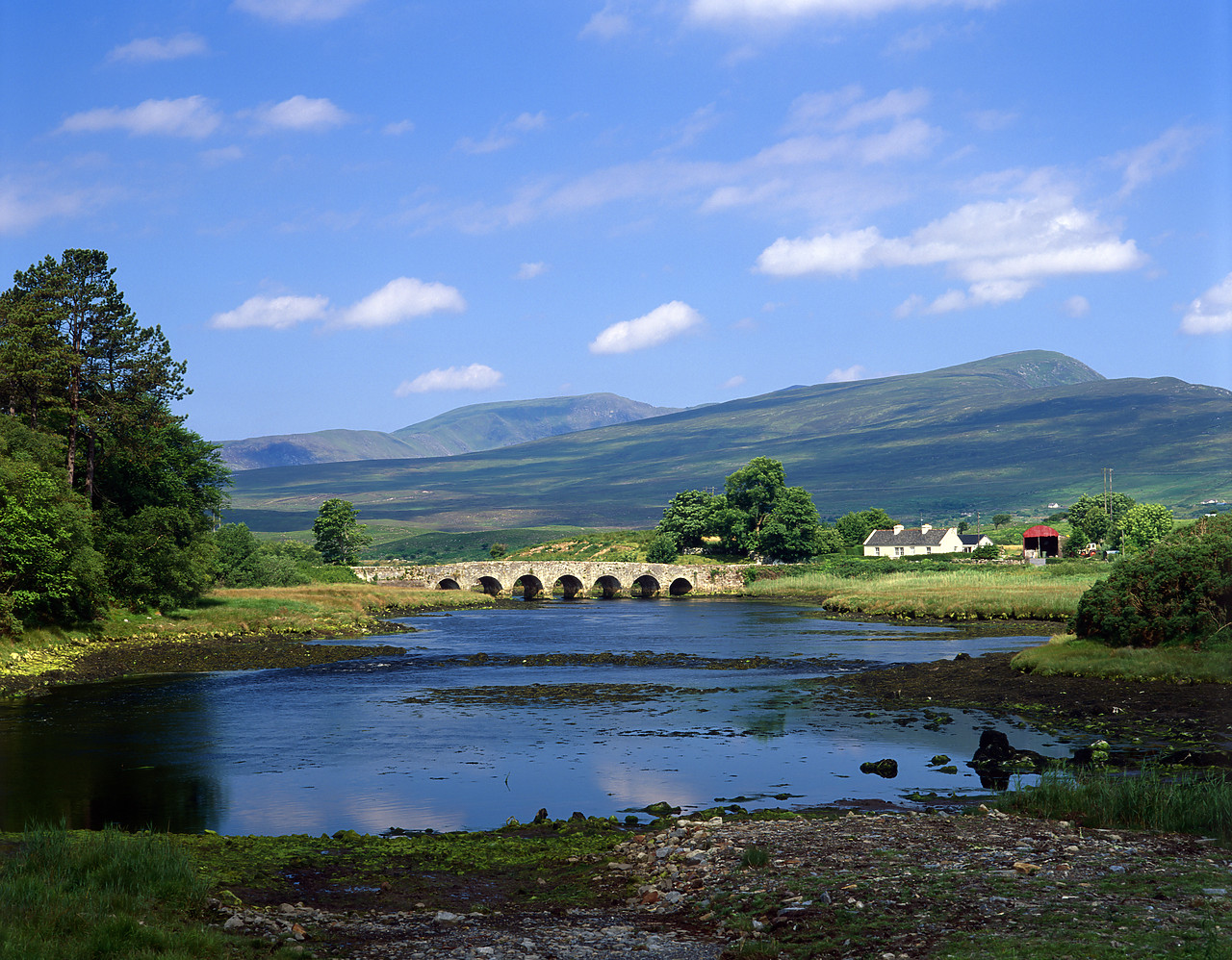 #990281-1 - Cottage & Bridge over Furnace Lough, Co. Mayo, Ireland