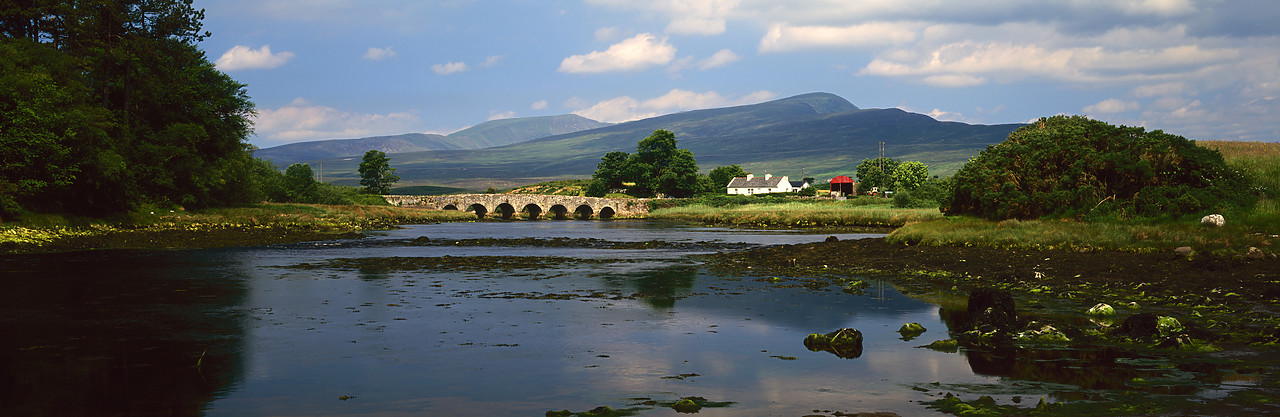 #990281-5 - Cottage & Bridge on Furnace Lough, Co. Mayo, Ireland